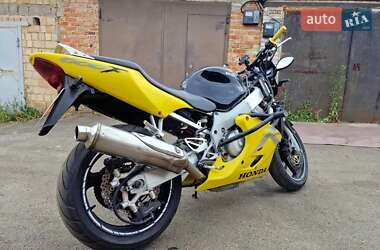 Спортбайк Honda CBR 600F 1999 в 