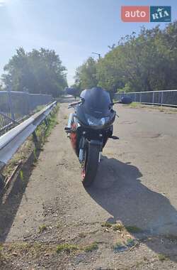 Мотоцикл Спорт-туризм Honda CBR 600F 2000 в 