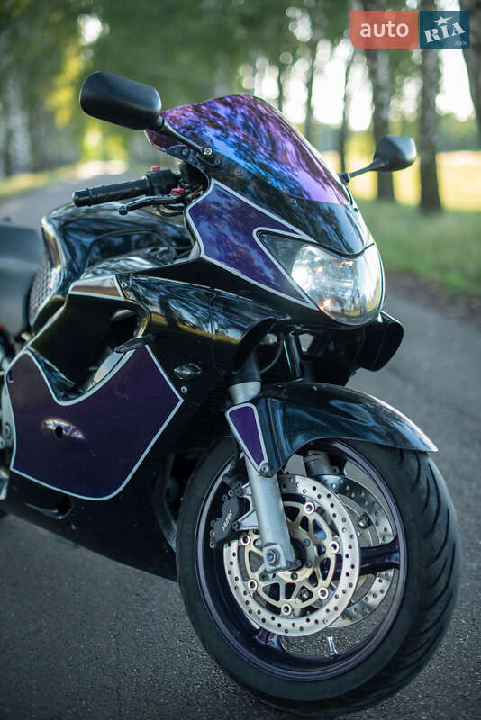 Спортбайк Honda CBR 600F 2000 в Переяславі