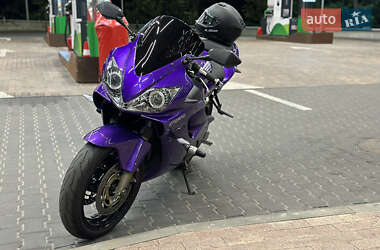 Спортбайк Honda CBR 600F 2001 в 