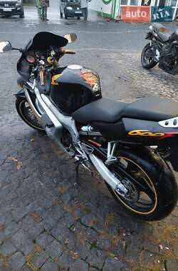 Мотоцикл Спорт-туризм Honda CBR 600F 1999 в 