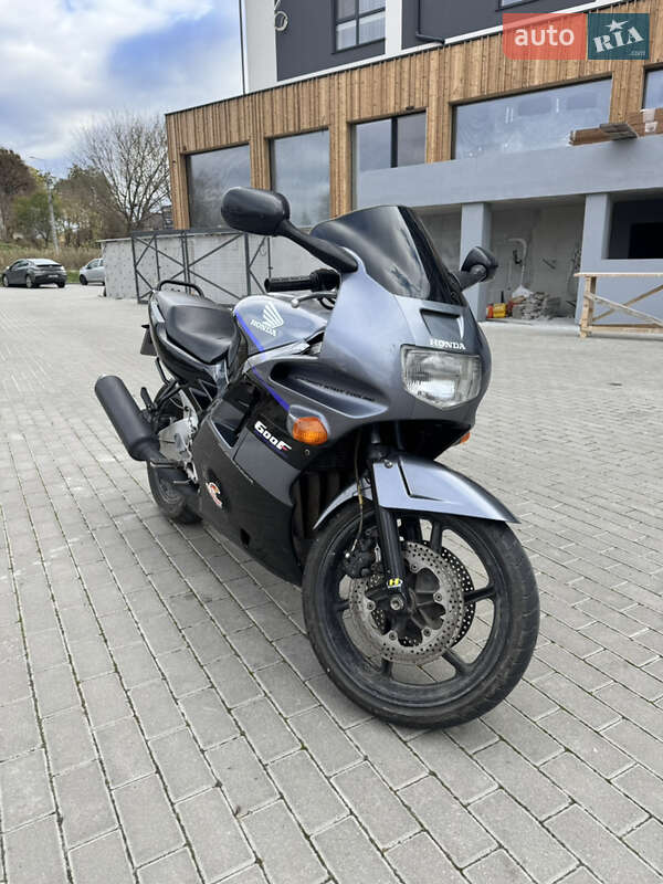 Мотоцикл Спорт-туризм Honda CBR 600F 1991 в Ровно фото Мотоцикл Спорт-туризм Honda CBR 600F 1991 в Ровно