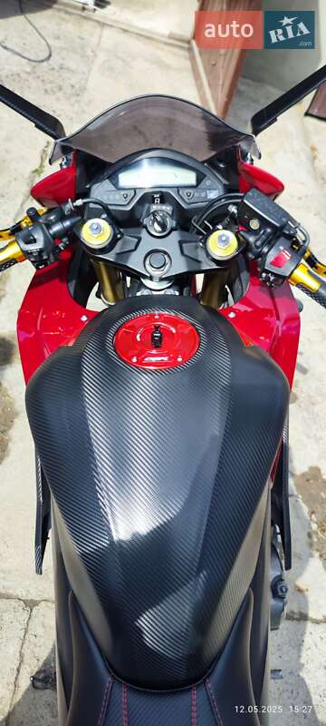 Спортбайк Honda CBR 600F 2012 в Хмельницком фото 5 Спортбайк Honda CBR 600F 2012 в Хмельницком