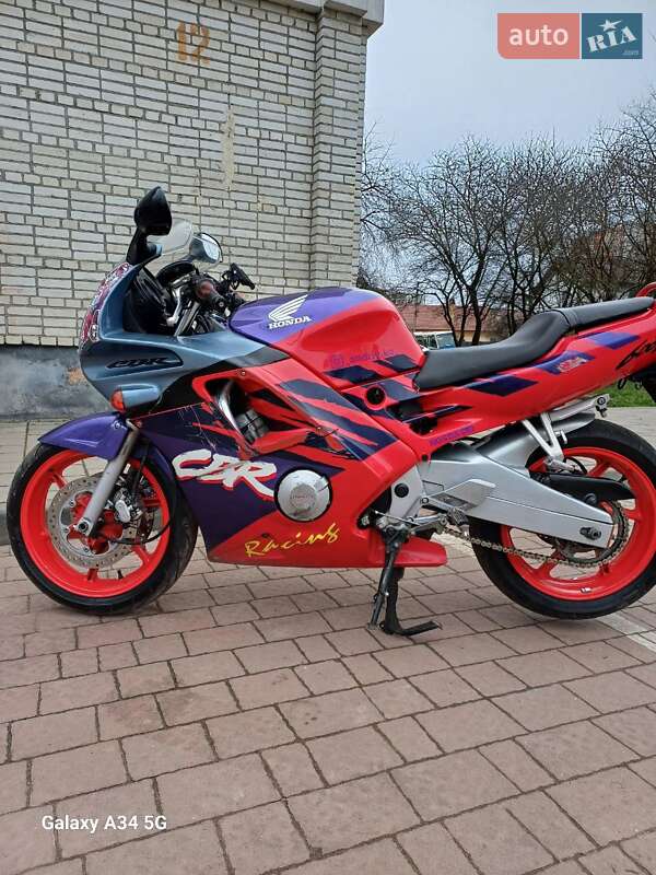 Спортбайк Honda CBR 600F 1993 в Львове