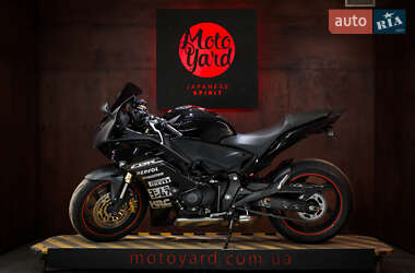 Спортбайк Honda CBR 600F 2011 в Дніпрі