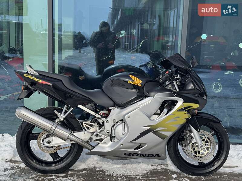 Honda CBR 600F 1999