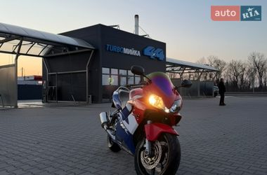 Мотоцикл Спорт-туризм Honda CBR 600F 2001 в Летичеве