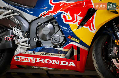 Спортбайк Honda CBR 600RR 2020 в 