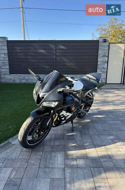 Спортбайк Honda CBR 600RR 2010 в 