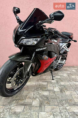 Мотоцикл Спорт-туризм Honda CBR 600RR 2010 в 