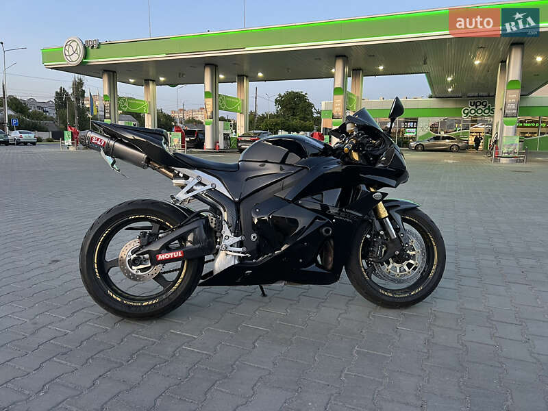 Спортбайк Honda CBR 600RR 2012 в Виннице