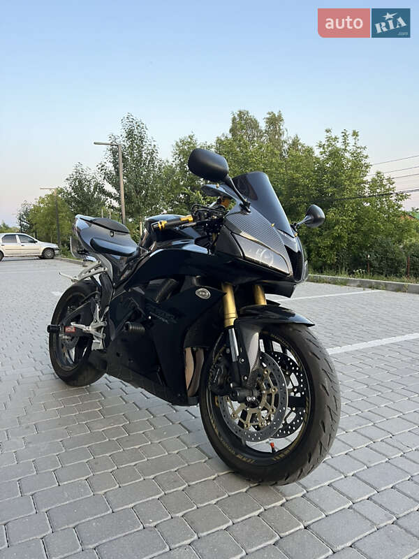 Спортбайк Honda CBR 600RR 2012 в Виннице