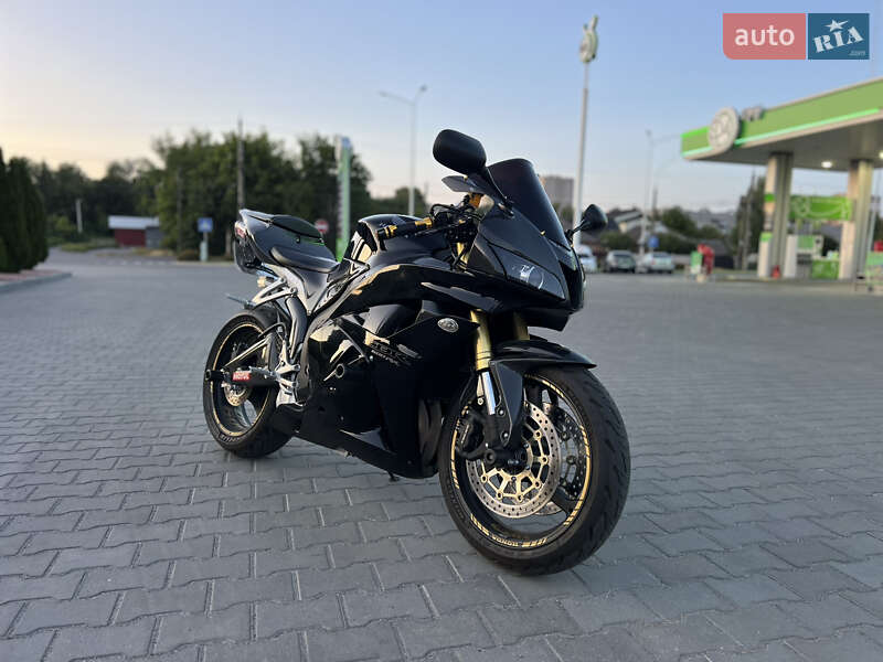 Спортбайк Honda CBR 600RR 2012 в Виннице