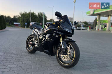 Спортбайк Honda CBR 600RR 2012 в 