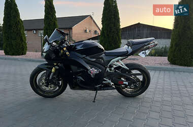 Спортбайк Honda CBR 600RR 2012 в 
