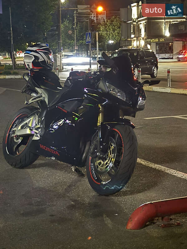 Спортбайк Honda CBR 600RR 2012 в Борисполе