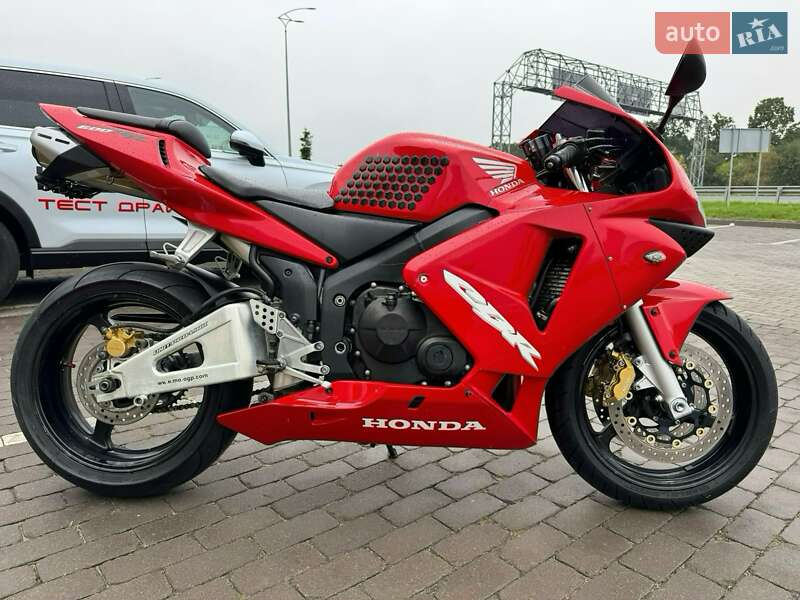 Спортбайк Honda CBR 600RR 2003 в Киеве