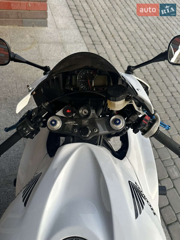 Спортбайк Honda CBR 600RR 2007 в Житомирі