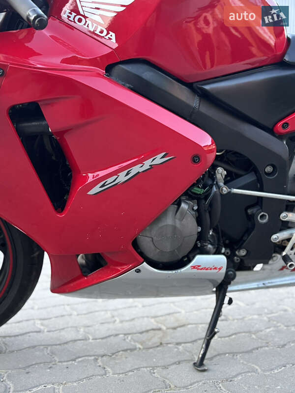 Спортбайк Honda CBR 600RR 2003 в Гусятині