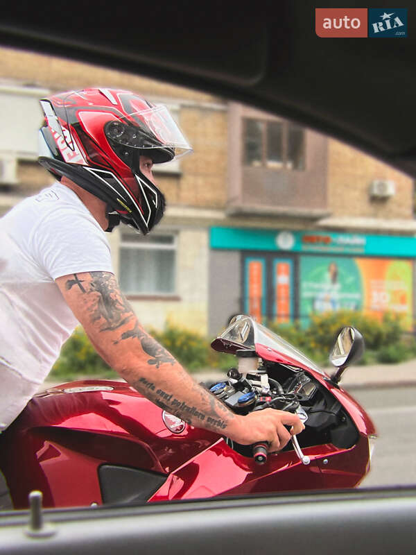 Спортбайк Honda CBR 600RR 2023 в Киеве