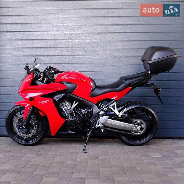 Мотоцикл Спорт-туризм Honda CBR 650F 2018 в Белой Церкви фото 6 Мотоцикл Спорт-туризм Honda CBR 650F 2018 в Белой Церкви