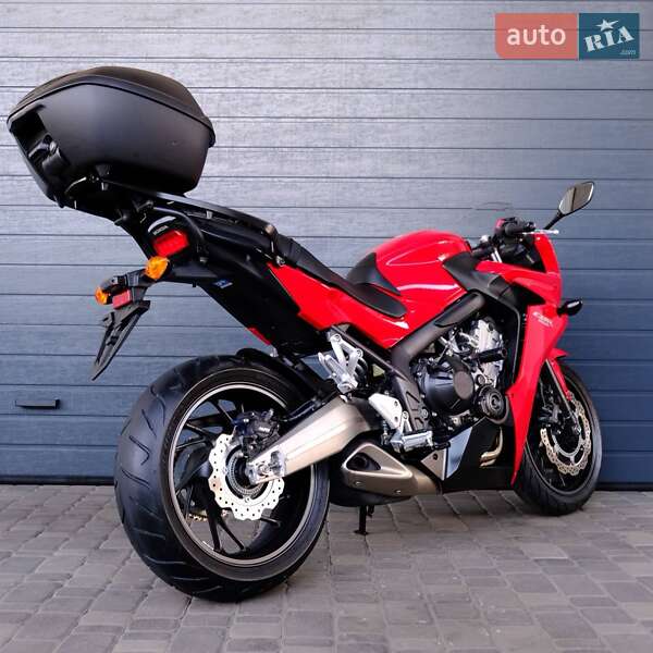 Мотоцикл Спорт-туризм Honda CBR 650F 2018 в Белой Церкви фото 5 Мотоцикл Спорт-туризм Honda CBR 650F 2018 в Белой Церкви