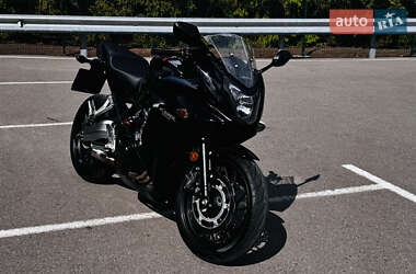 Мотоцикл Спорт-туризм Honda CBR 650F 2015 в 