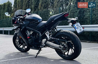 Мотоцикл Спорт-туризм Honda CBR 650F 2015 в 