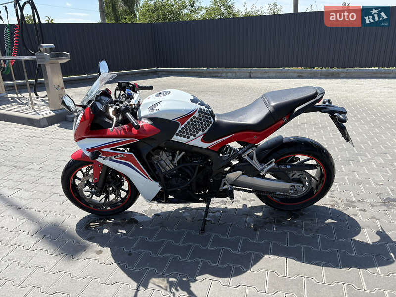 Мотоцикл Спорт-туризм Honda CBR 650F 2015 в Белой Церкви