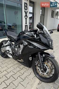 Мотоцикл Спорт-туризм Honda CBR 650F 2014 в 