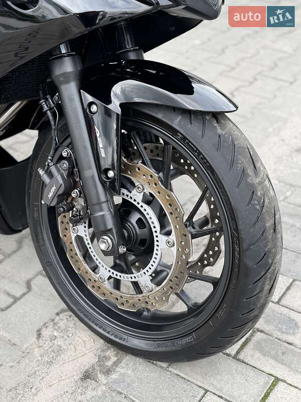 Мотоцикл Спорт-туризм Honda CBR 650F 2014 в Ровно
