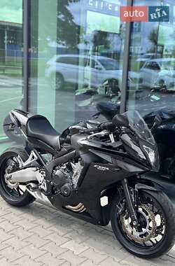 Мотоцикл Спорт-туризм Honda CBR 650F 2014 в 