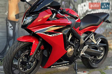 Мотоцикл Спорт-туризм Honda CBR 650F 2017 в 
