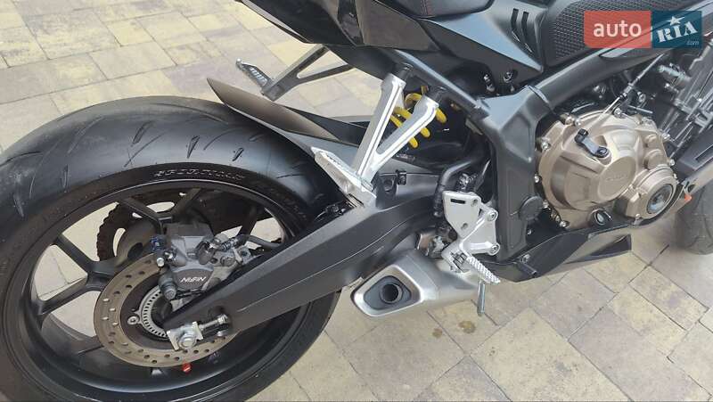 Спортбайк Honda CBR 650R 2021 в Тернополе фото 24 Спортбайк Honda CBR 650R 2021 в Тернополе