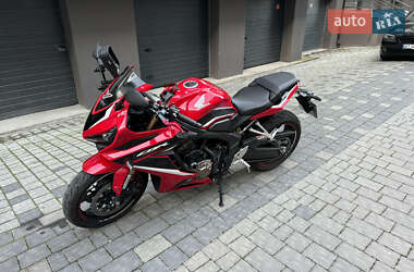 Спортбайк Honda CBR 650R 2022 в Ивано-Франковске