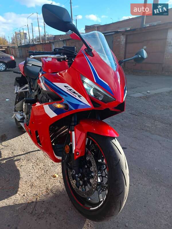 Спортбайк Honda CBR 650R 2024 в Полтаве