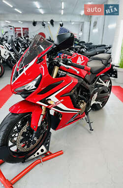 Спортбайк Honda CBR 650R 2019 в Одессе