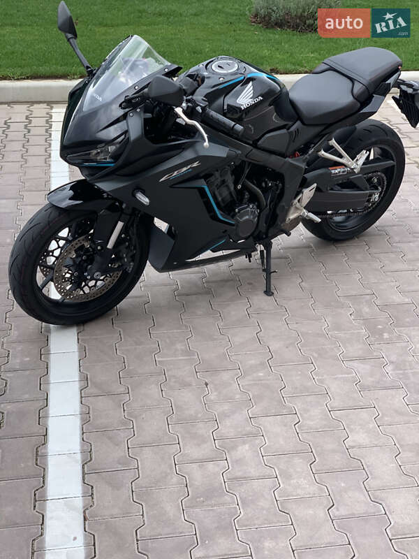 Спортбайк Honda CBR 650R 2023 в Софиевской Борщаговке