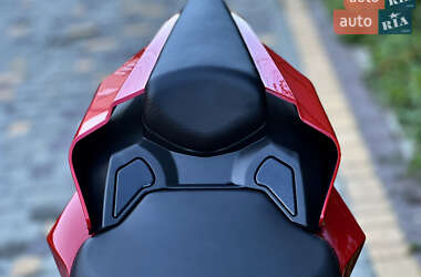 Мотоцикл Спорт-туризм Honda CBR 650R 2021 в 