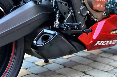 Мотоцикл Спорт-туризм Honda CBR 650R 2021 в 