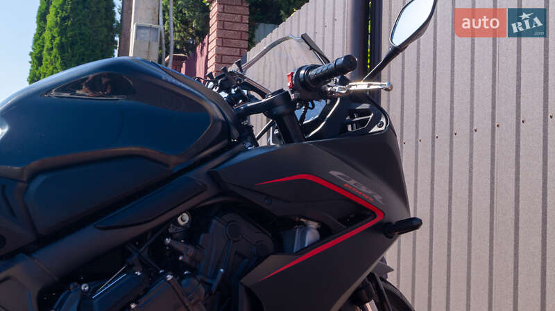 Спортбайк Honda CBR 650R 2024 в Хмельницком фото 4 Спортбайк Honda CBR 650R 2024 в Хмельницком