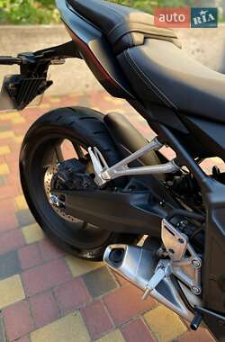 Спортбайк Honda CBR 650R 2024 в 