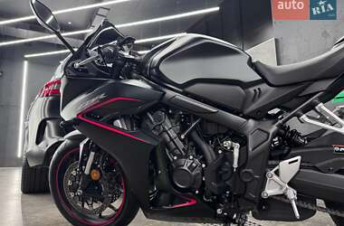 Спортбайк Honda CBR 650R 2026 в Киеве