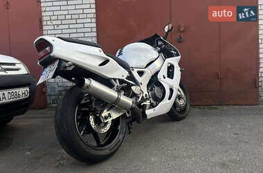 Спортбайк Honda CBR 900RR 1995 в Киеве
