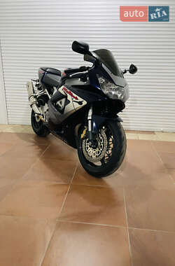 Спортбайк Honda CBR 929RR 2002 в 