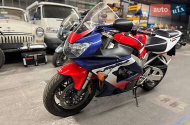Спортбайк Honda CBR 929RR 2000 в 