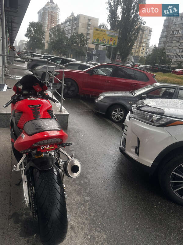 Спортбайк Honda CBR 954RR 2002 в Киеве