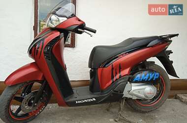 Макси-скутер Honda CHS 125 2012 в 