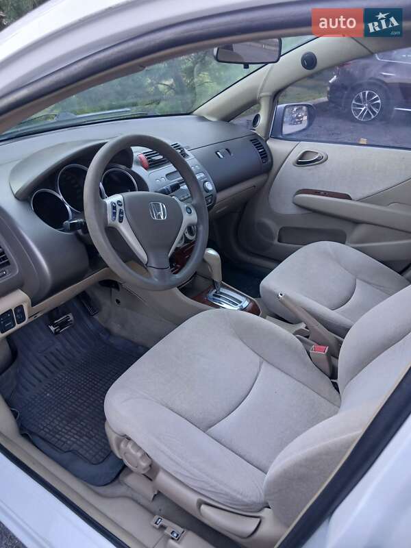 Седан Honda City 2008 в Днепре