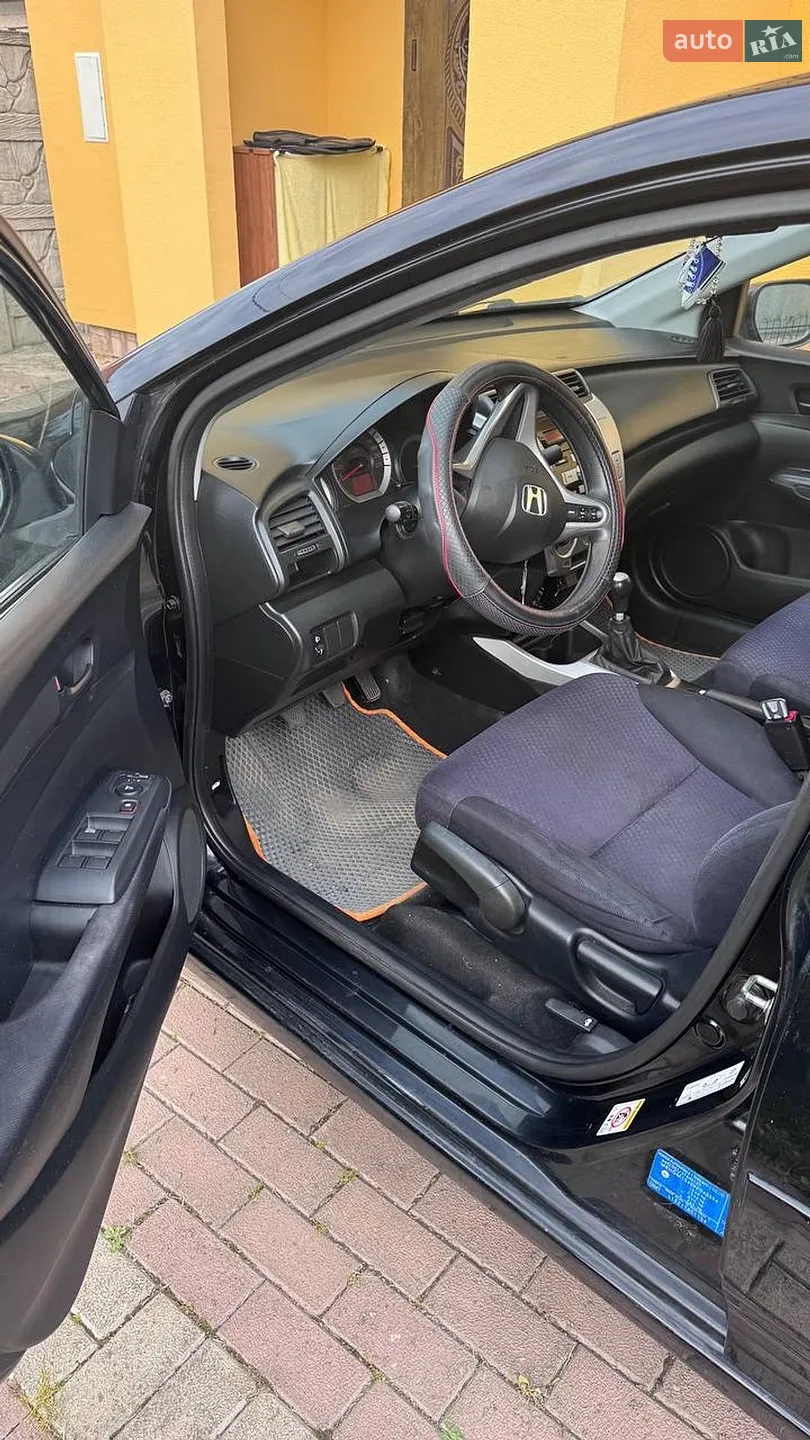 2010 Honda City - мініатюра 6
